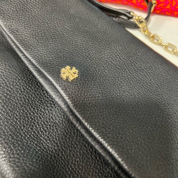 Tory Burch EUC Black Leather Crossbody Clutch Handbag - Picture 2 of 4